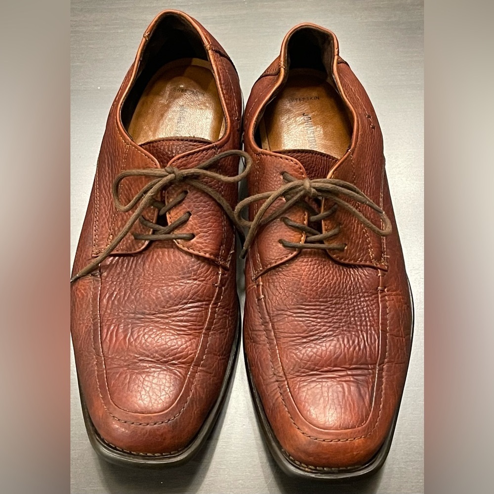 Johnston & Murphy Excellent Condition Lace Up Mens Size 9.5 Soft Rich Leather